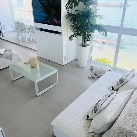 Апартаменти Luxury On The Кальпе